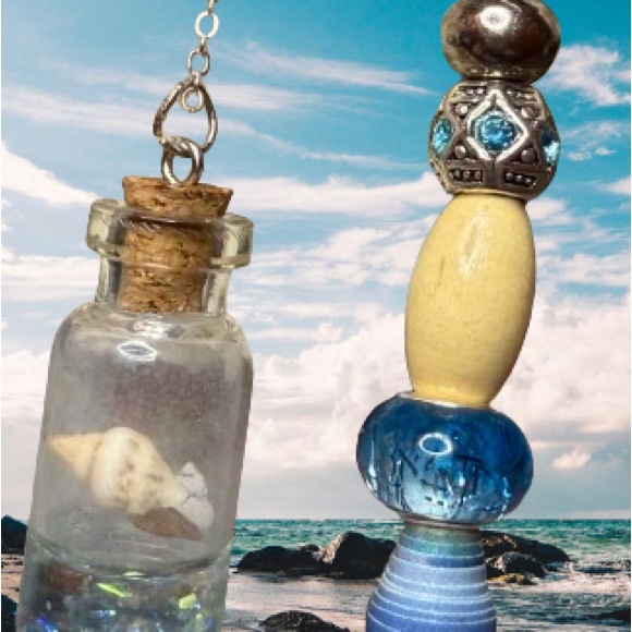 Beaded Beach Key Chain - Picture 5 of 6